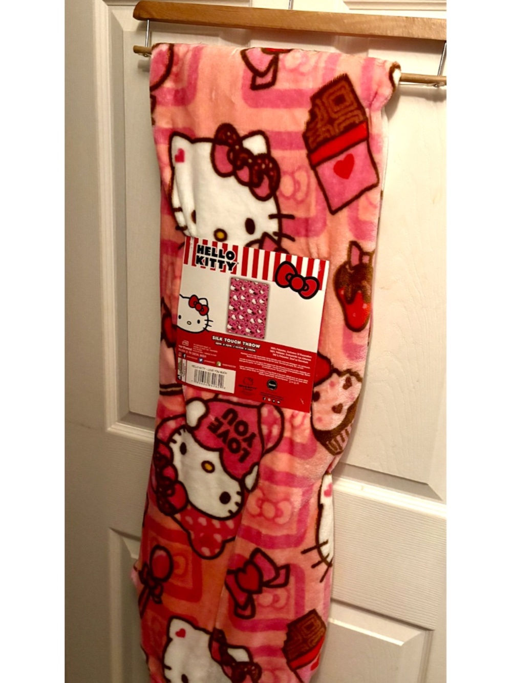 Hello kitty blanket